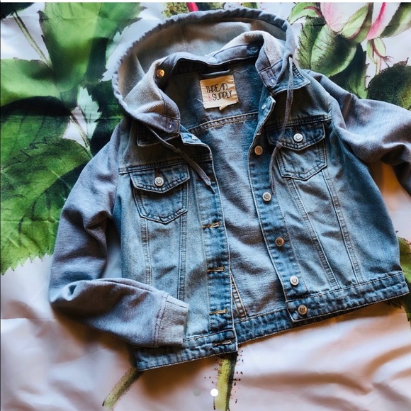 Jean jacket - Picture 2 of 2